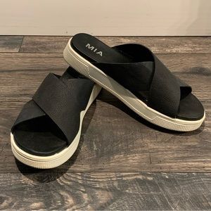 MIA Black Platform Slide Flip-Flops